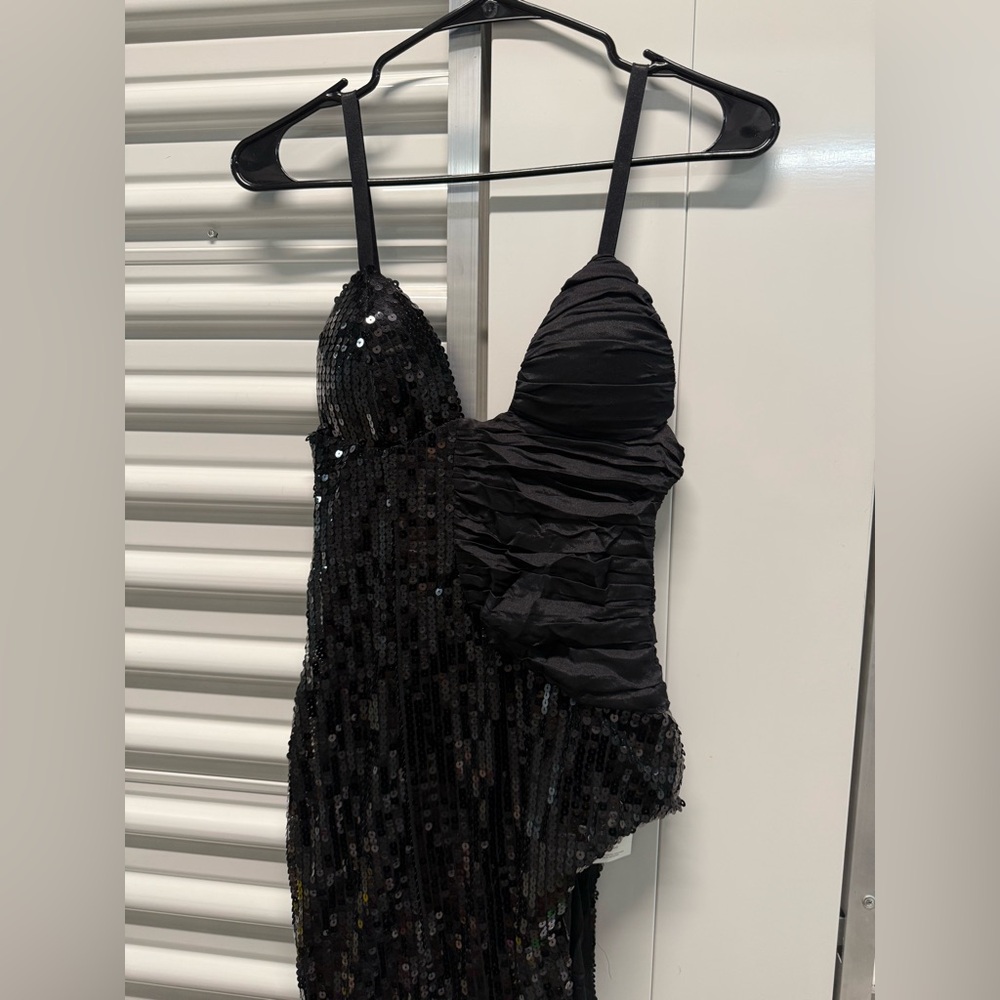 Epuzer Sequin Black Dress